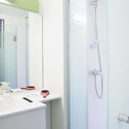 Szálloda Ibis Budget Les Bains 2*