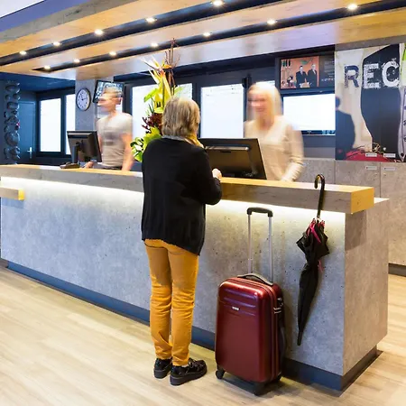Ibis Budget Les Bains Hotel 2*