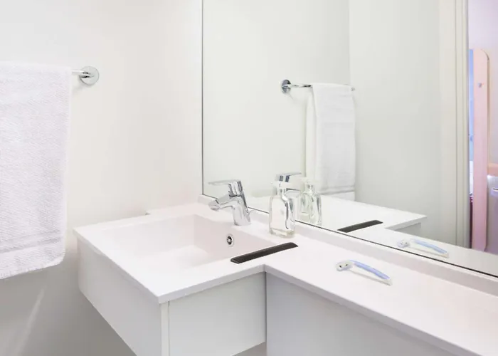 Hotell Ibis Budget Les Bains 2*