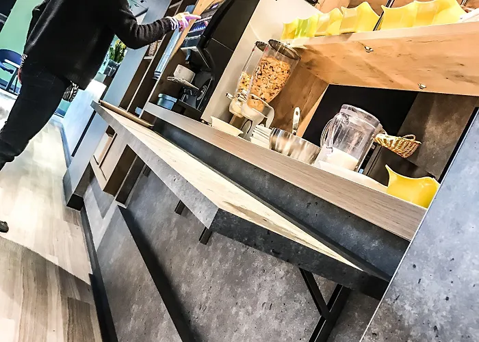 Ibis Budget Les Bains Hotel 2*