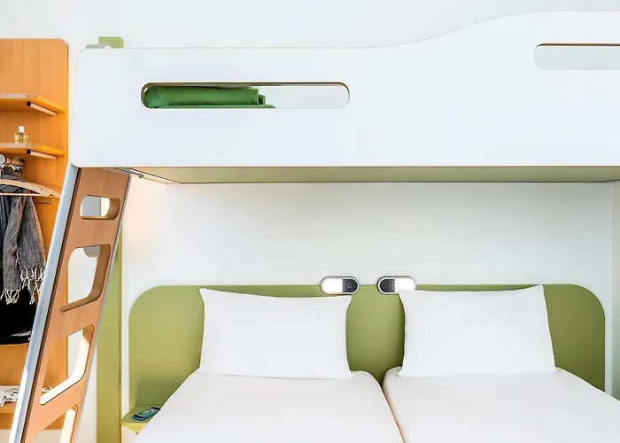 Ibis Budget Les Bains Hotel 2*