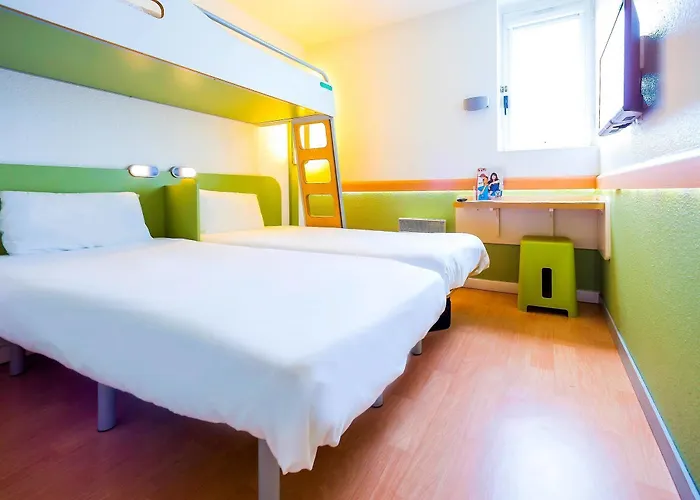 Ibis Budget Les Bains Hotel 2*