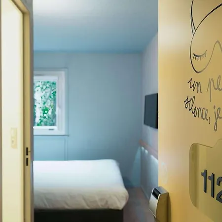 호텔 Ibis Budget Les Bains 또농-레-방