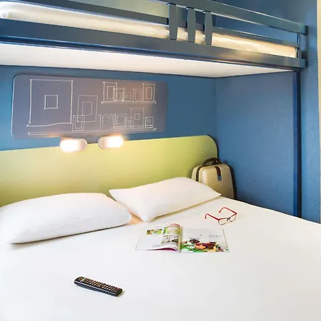 Ibis Budget Les Bains Hotel 2*