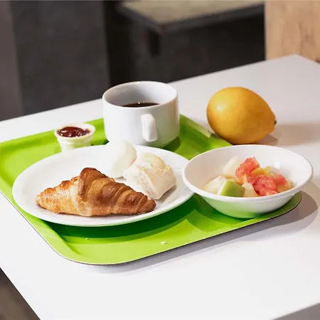 Ibis Budget Les Bains Hotel 2*
