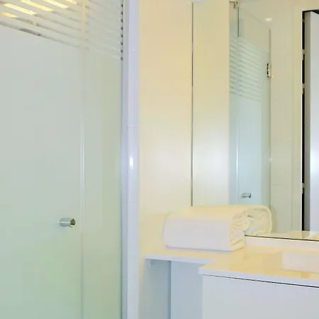 Ibis Budget Les Bains Отель 2*