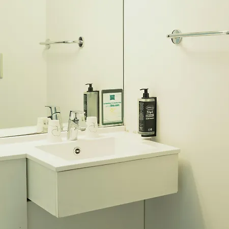 Ibis Budget Les Bains Отель