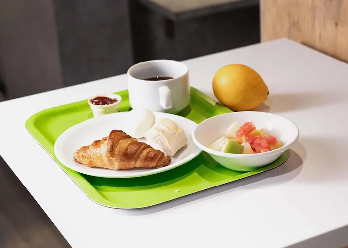 Ibis Budget Les Bains Hotel